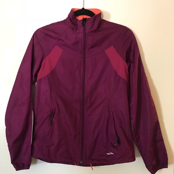 brooks shelter technology jacket